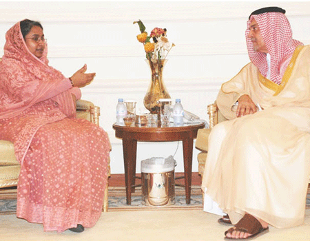 Honb'le Foreign Minister of Bangladesh Dr. Dipu Moni with HRH Prince Saud Al-Faisal,  Foreign Minister of Kingdom of Saudi Arabia.
