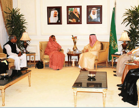 Honb'le Foreign Minister of Bangladesh Dr. Dipu Moni with HRH Prince Saud Al-Faisal,  Foreign Minister of Kingdom of Saudi Arabia.