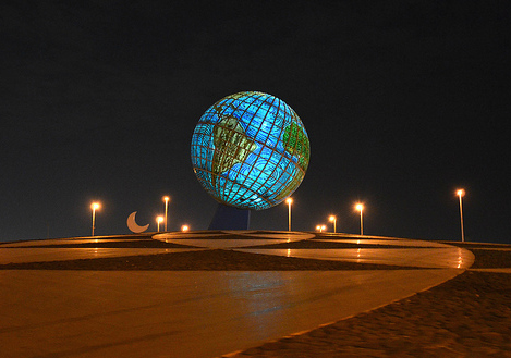 Globe Roundabout in Jeddah