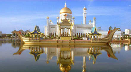 Sultan Omar Ali Saifuddin Mosque Brunei