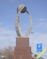 sculpture_in_jeddah_palastine_street